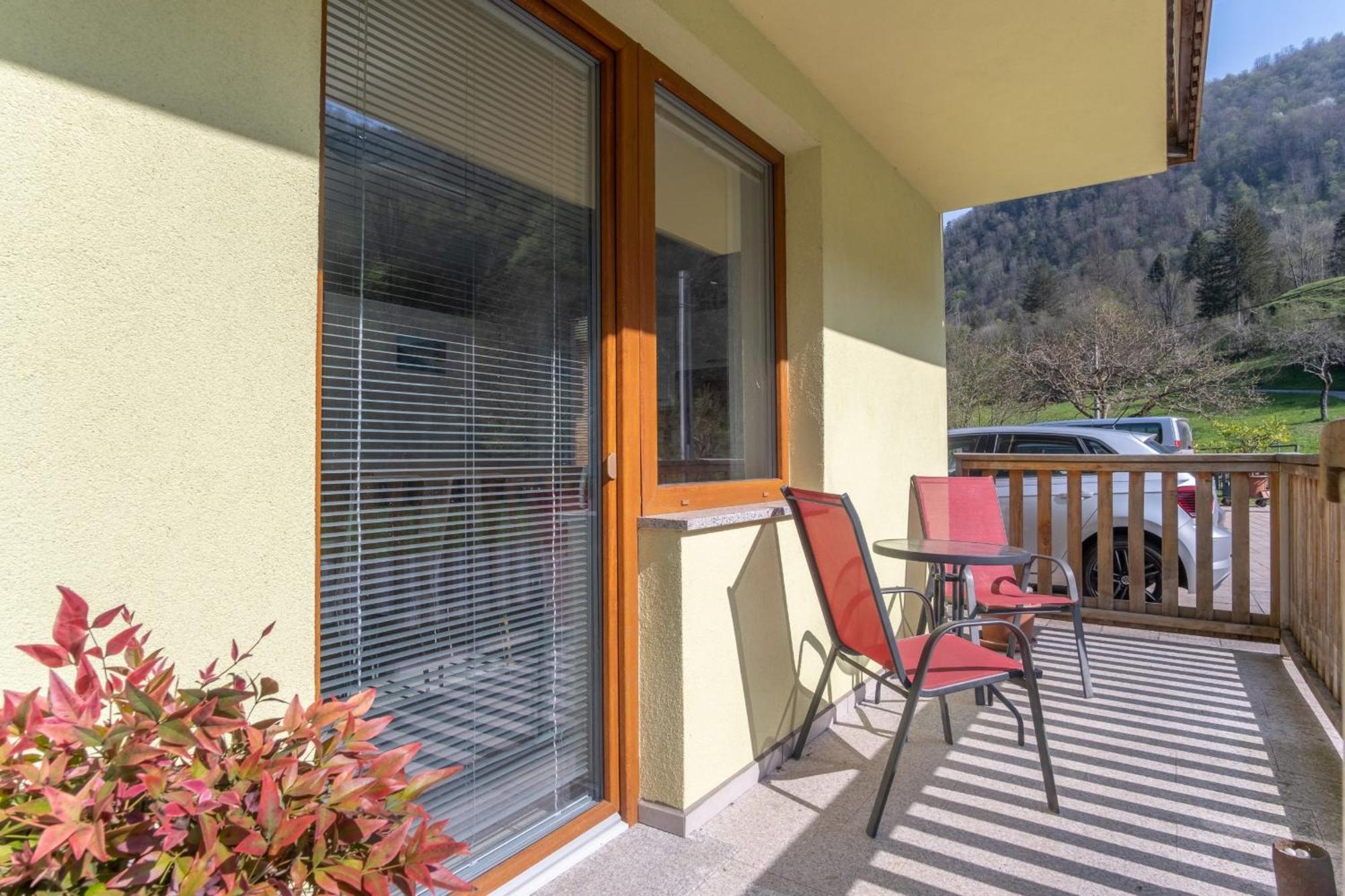 Guest House Rosi Tolmin Buitenkant foto