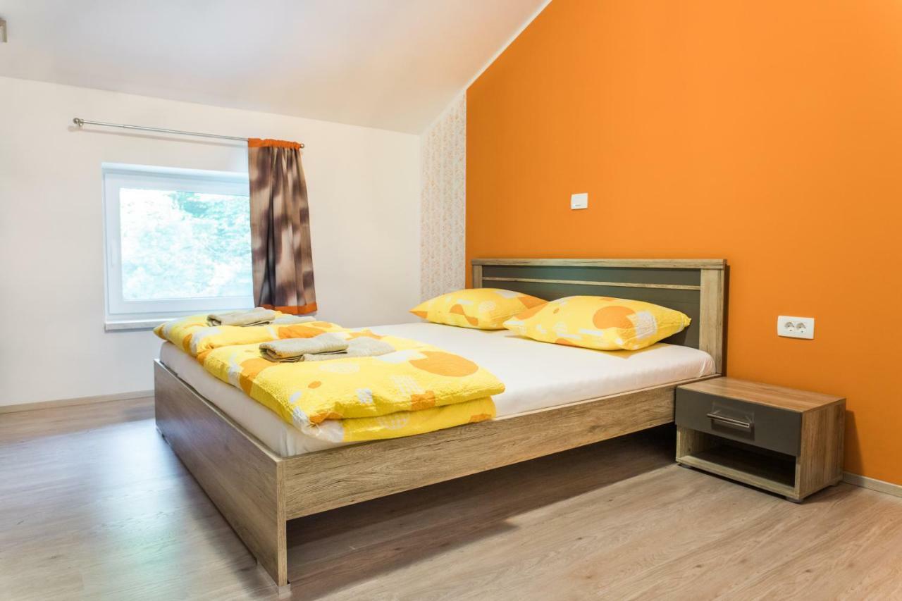 Guest House Rosi Tolmin Buitenkant foto