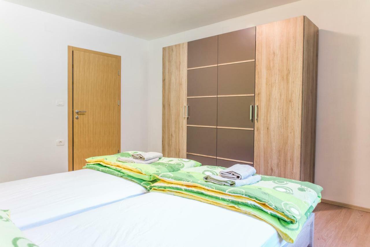 Guest House Rosi Tolmin Buitenkant foto
